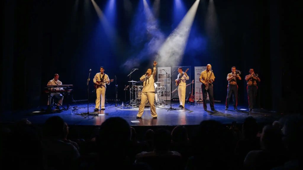 US Navys pop & rock band – &laquo;Flagship&raquo;