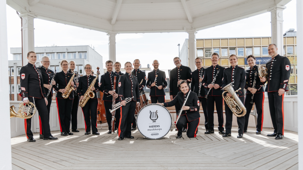 Sjostakovitsj Symfoni nr. 9 med Hærens musikkorps